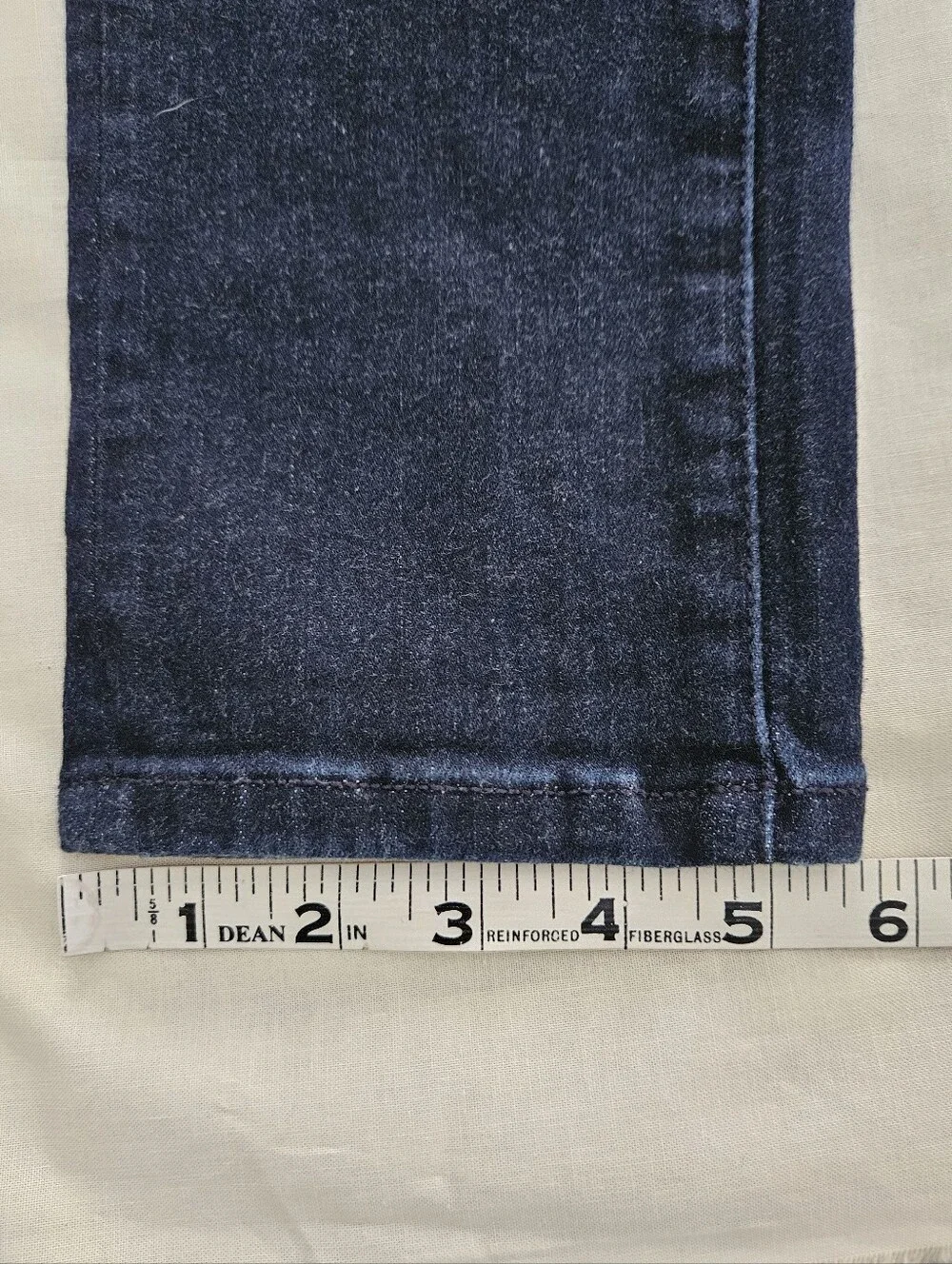 Kate Spade Dark Wash Skinny Jeans Size 26 Stretch Mid Rise Designer Denim